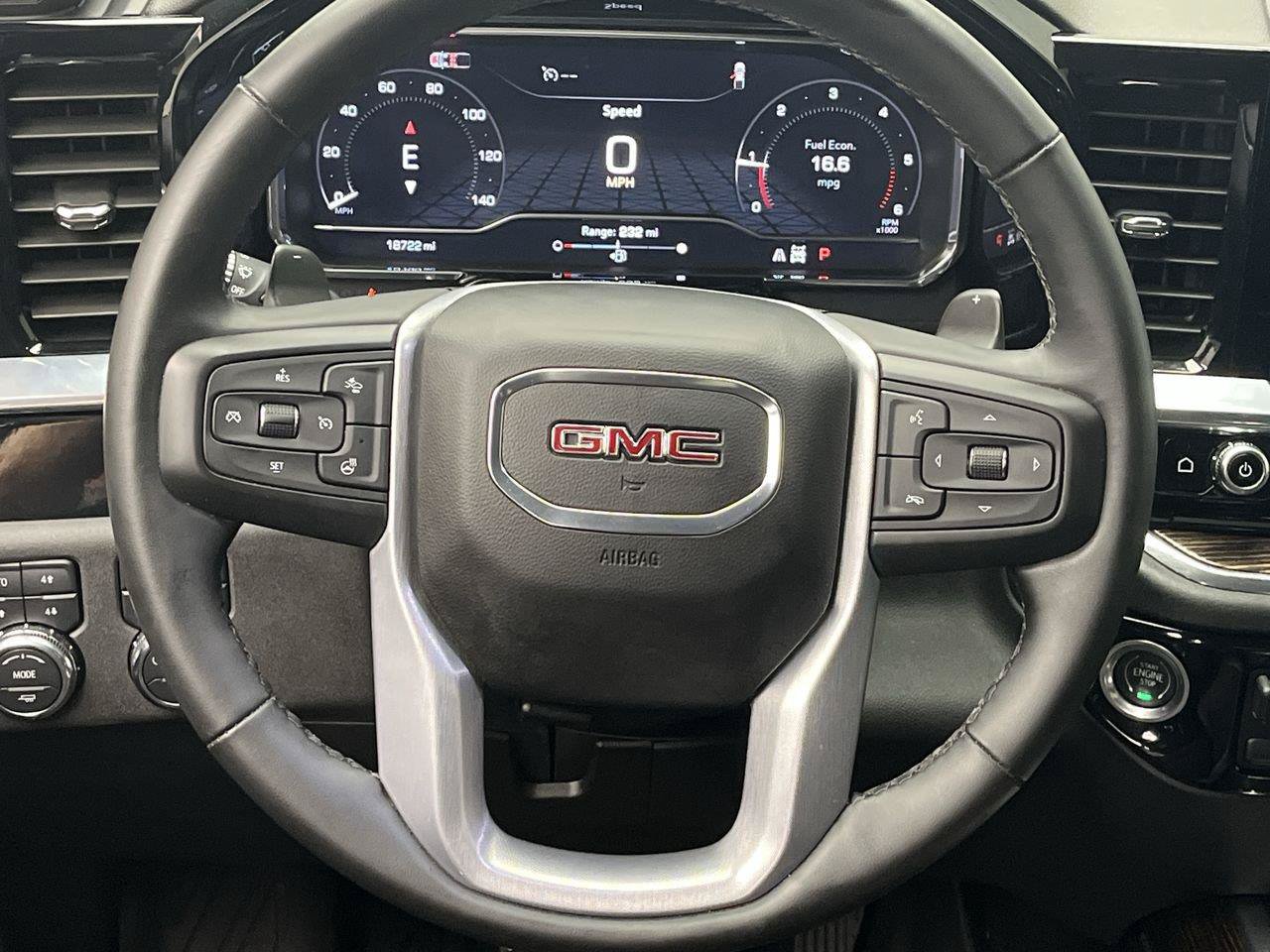 Certified 2024 GMC Sierra 1500 Elevation w/ LPO, Elevation Black Package AWD/4WD image 15