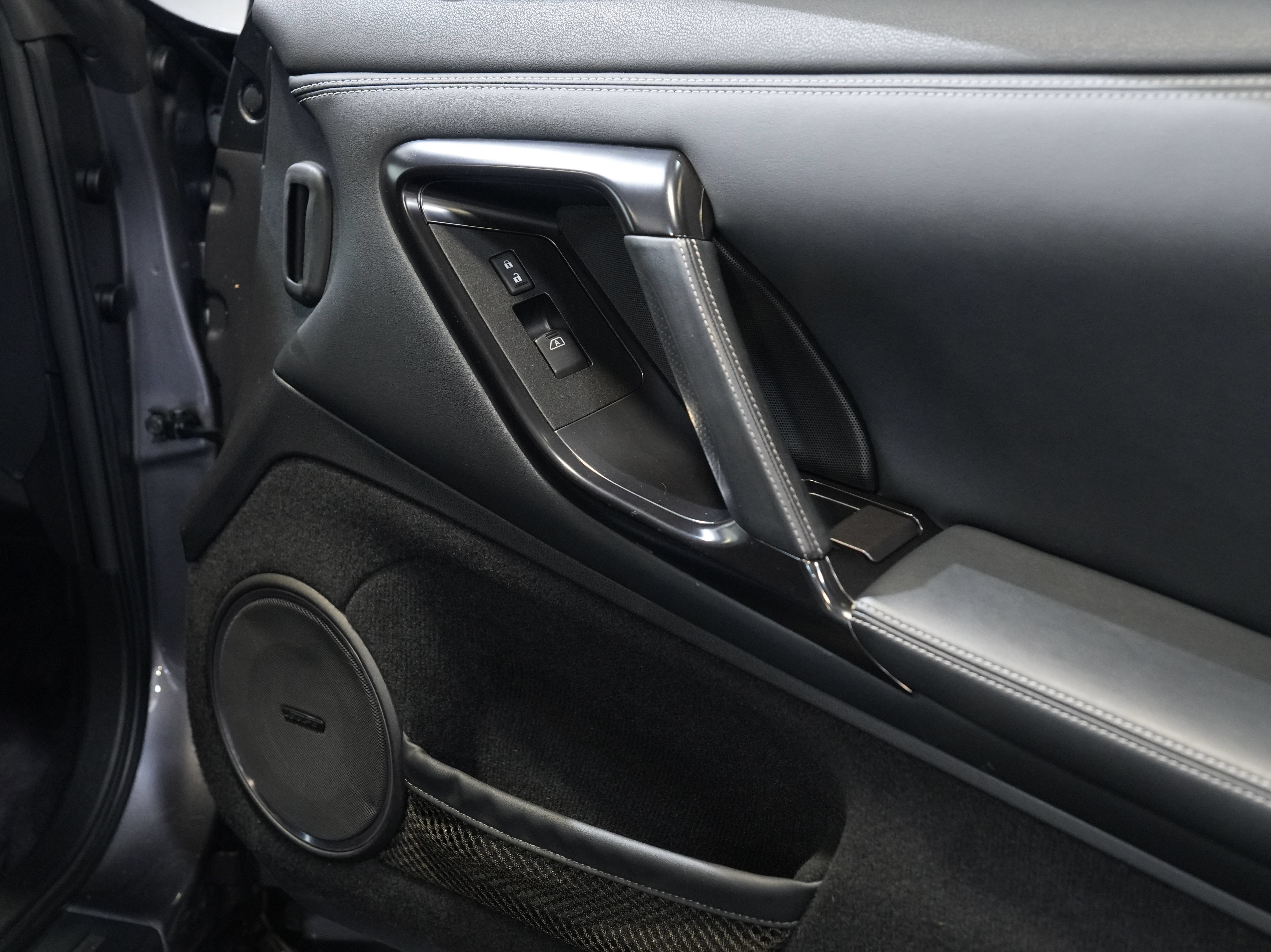 Used 2014 Nissan GT-R Premium AWD/4WD image 26
