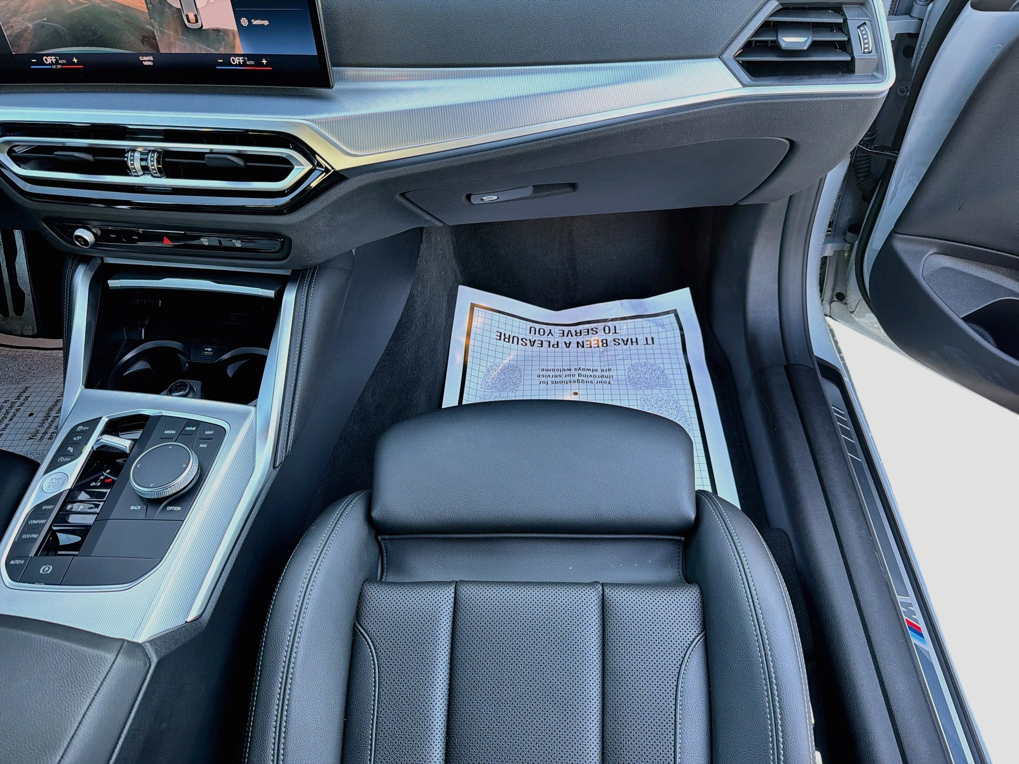 Used 2024 BMW 430i Coupe w/ M Sport Package RWD image 17