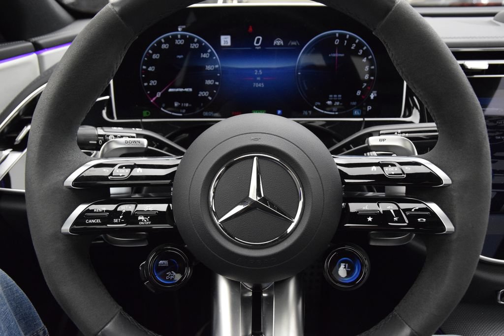 Used 2026 Mercedes-Benz E 53 AMG e 4MATIC Wagon image 23