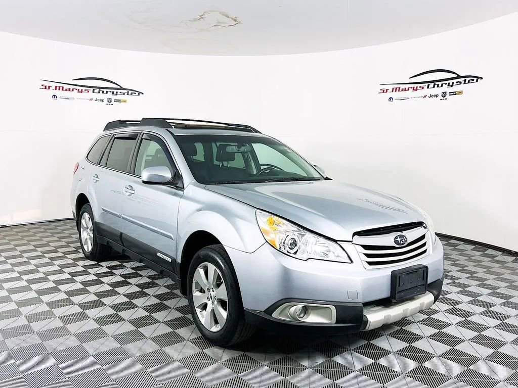 Used 2012 Subaru Outback 3.6R Limited image 1