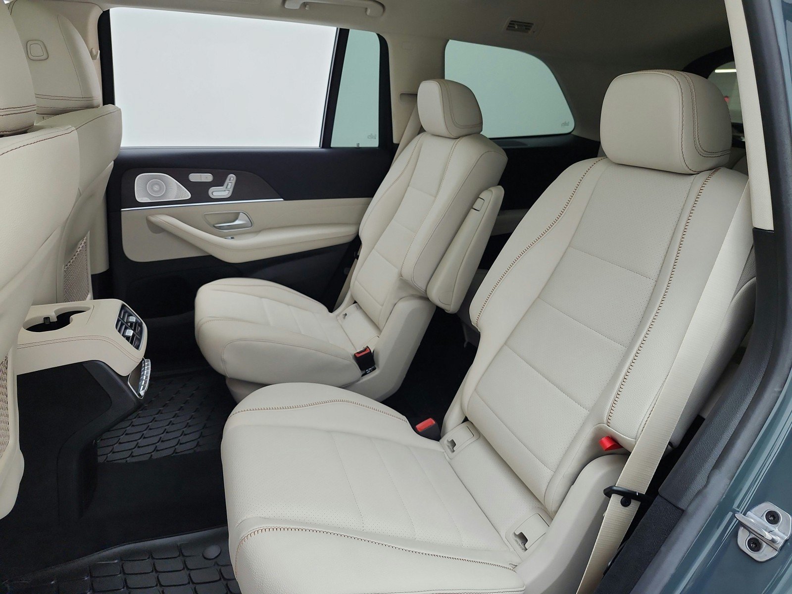 New 2027 Mercedes-Benz GLS 450 4MATIC image 11