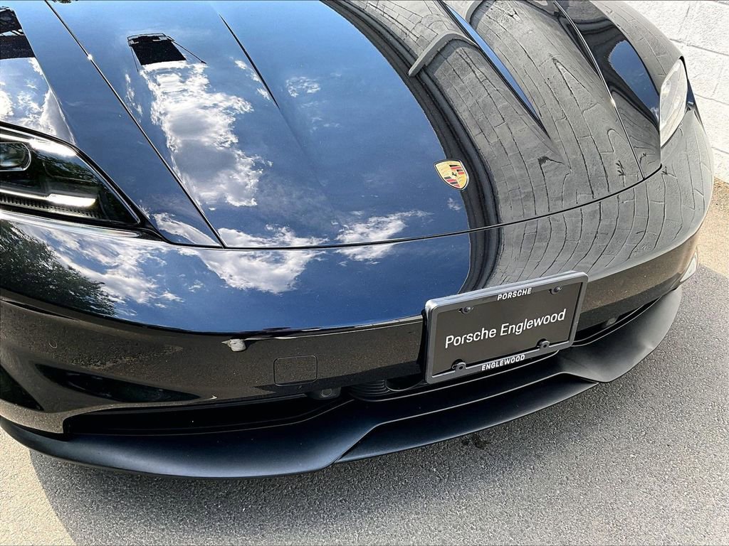 Certified 2025 Porsche Taycan 4S AWD/4WD image 32