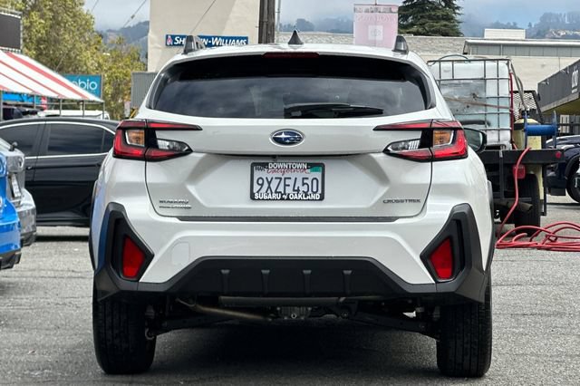 Used 2025 Subaru Crosstrek 2.5i Premium AWD/4WD image 5