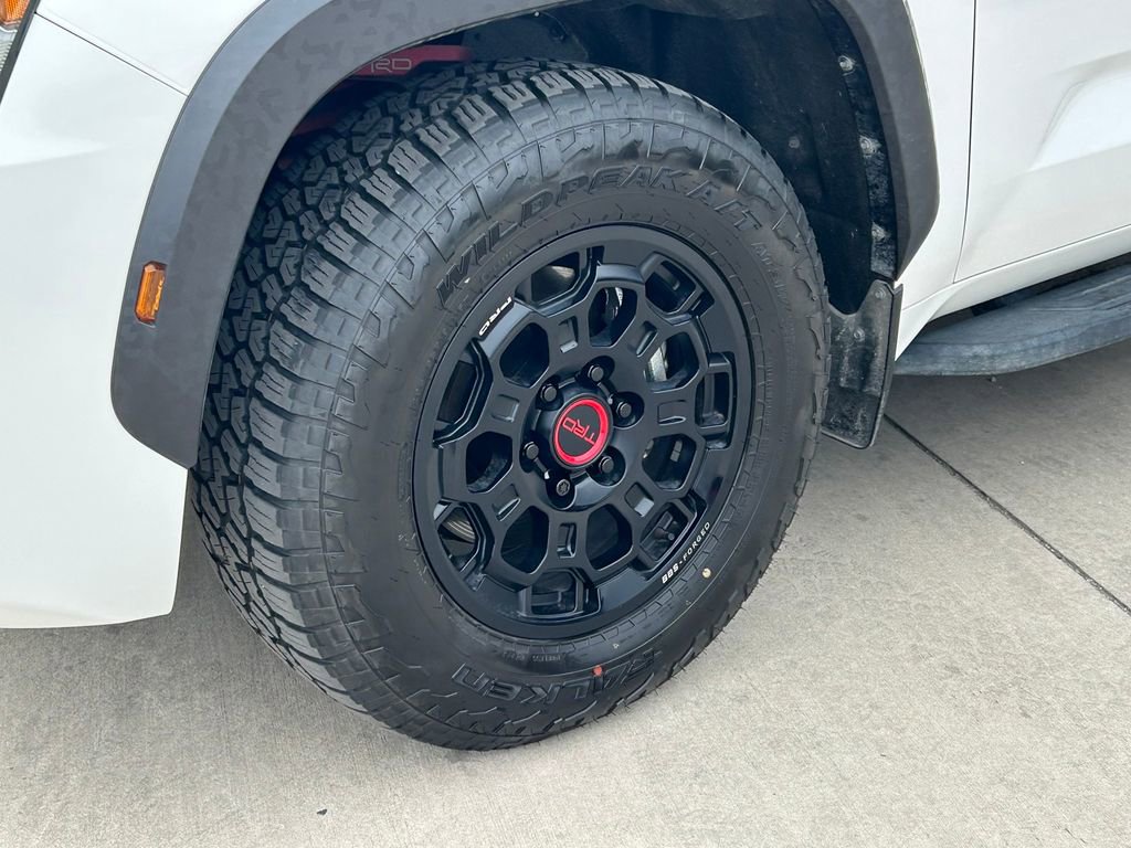 Used 2024 Toyota Sequoia TRD Pro AWD/4WD image 9