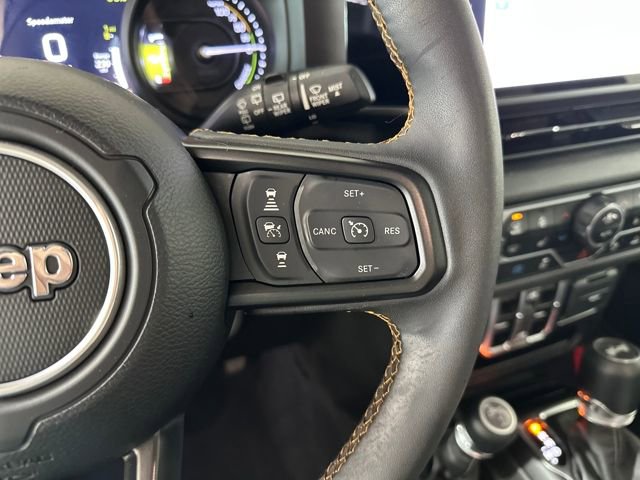 Used 2024 Jeep Wrangler Unlimited w/ Convenience Group image 16