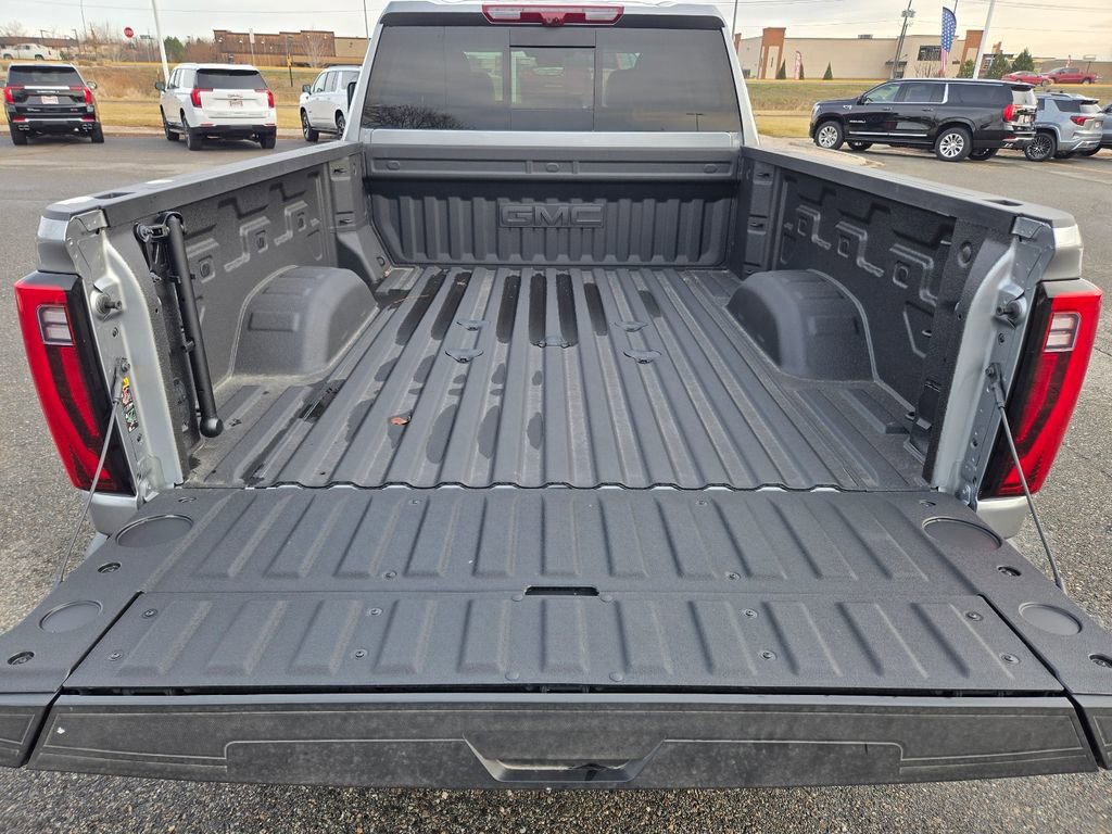 New 2025 GMC Sierra 2500 Denali w/ Denali Reserve Package image 9