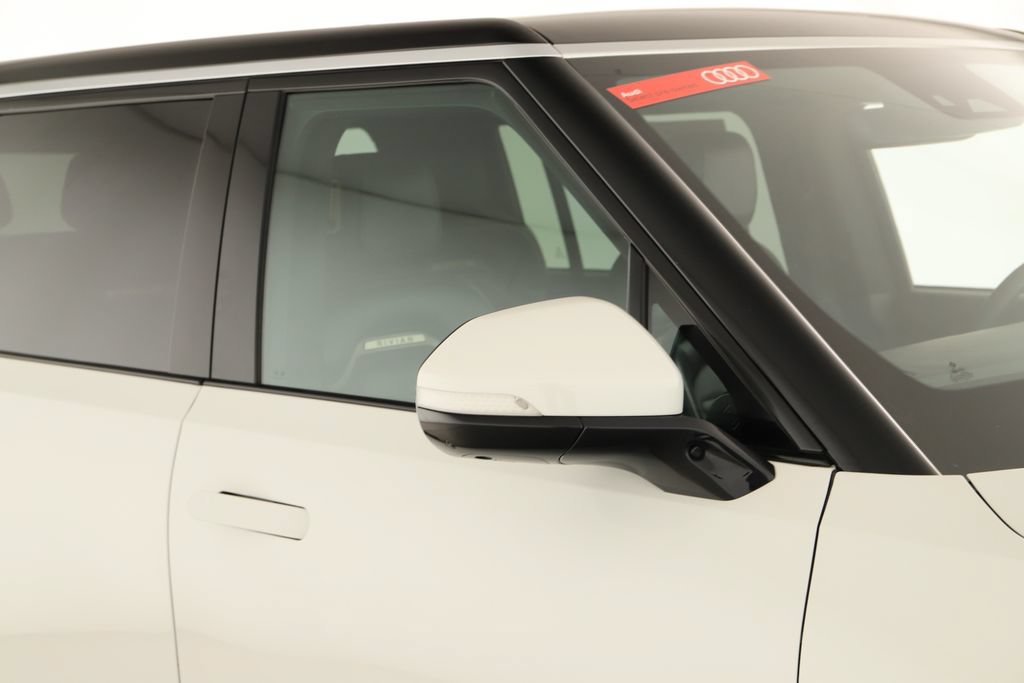 Used 2024 Rivian R1S Adventure AWD/4WD image 38