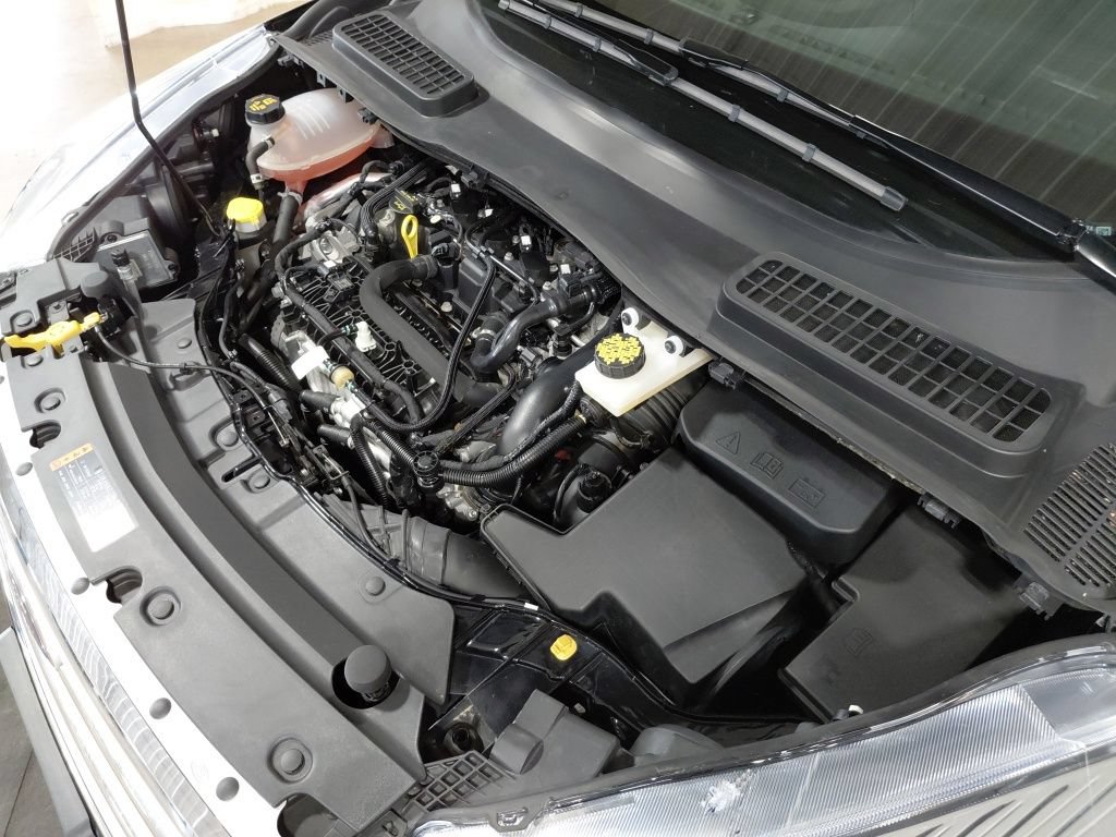 Used 2019 Ford Escape SEL AWD/4WD image 40