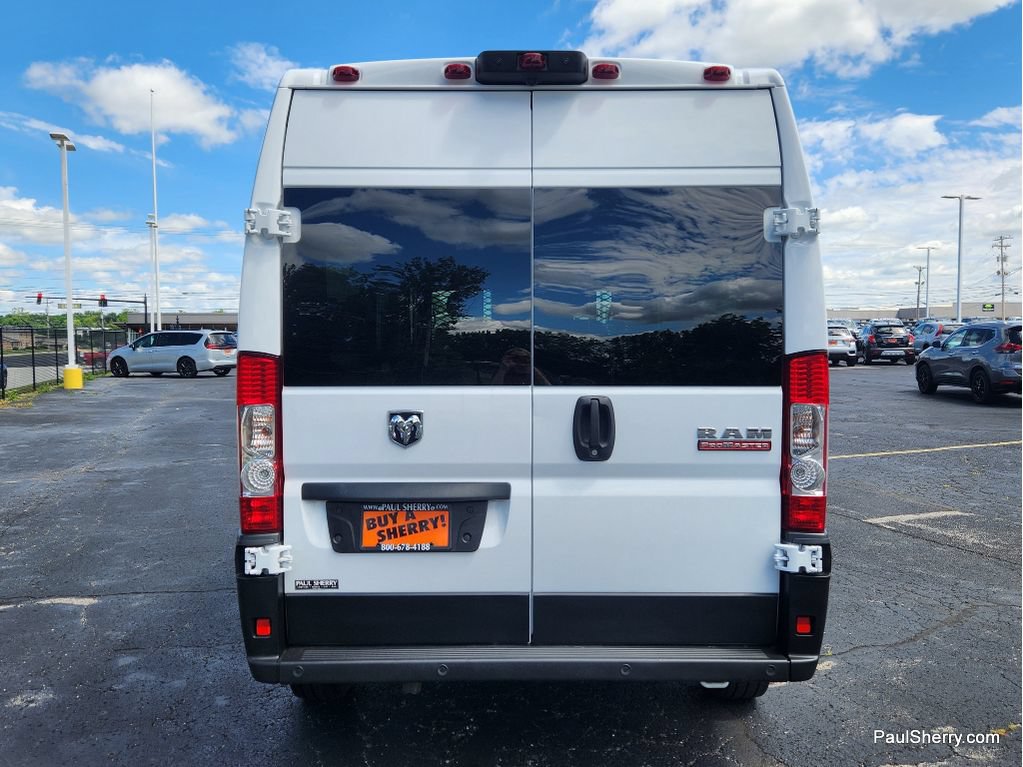 Used 2021 RAM ProMaster 2500 w/ Premium Appearance Group FWD image 14