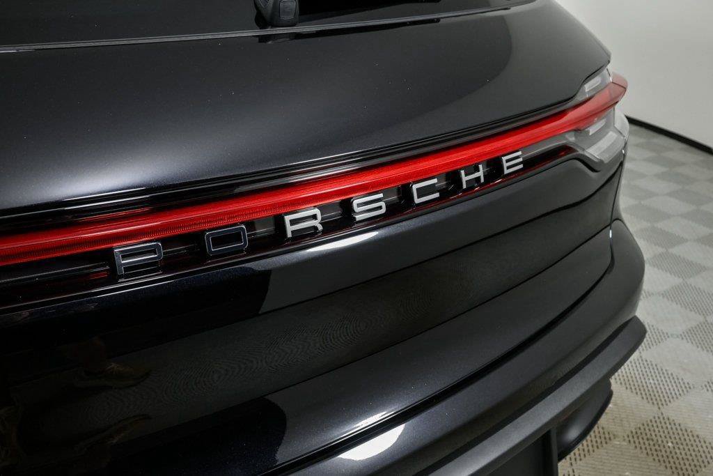 New 2026 Porsche Macan AWD/4WD image 36
