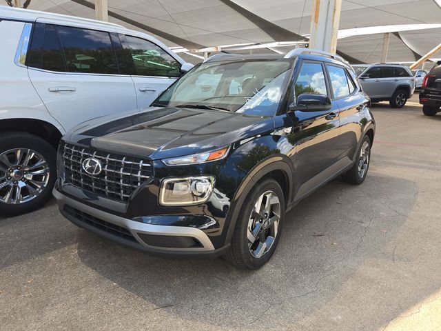 Used 2025 Hyundai Venue SEL