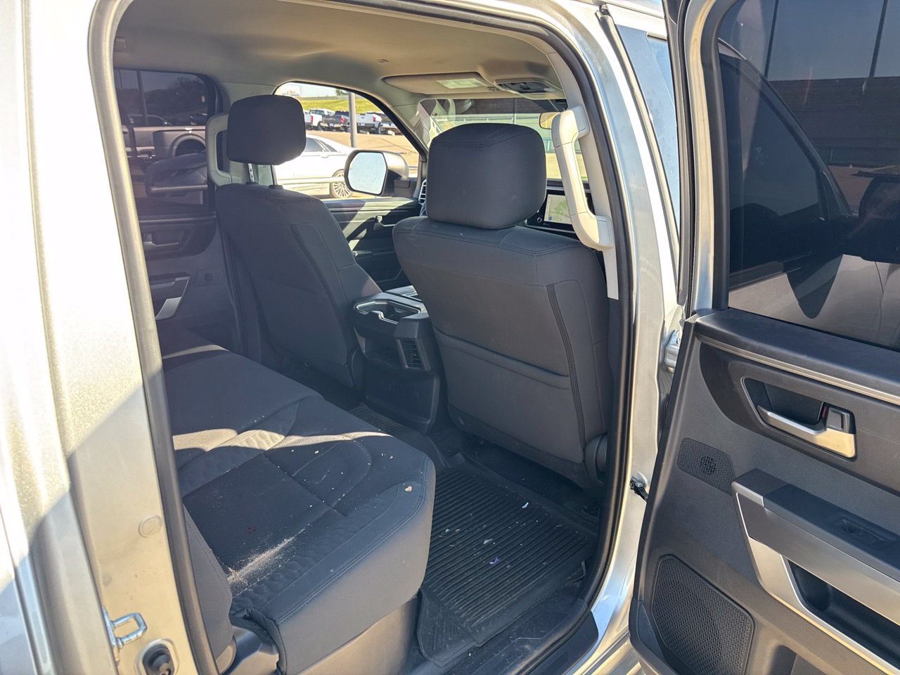 Used 2022 Toyota Tundra SR5 AWD/4WD image 12