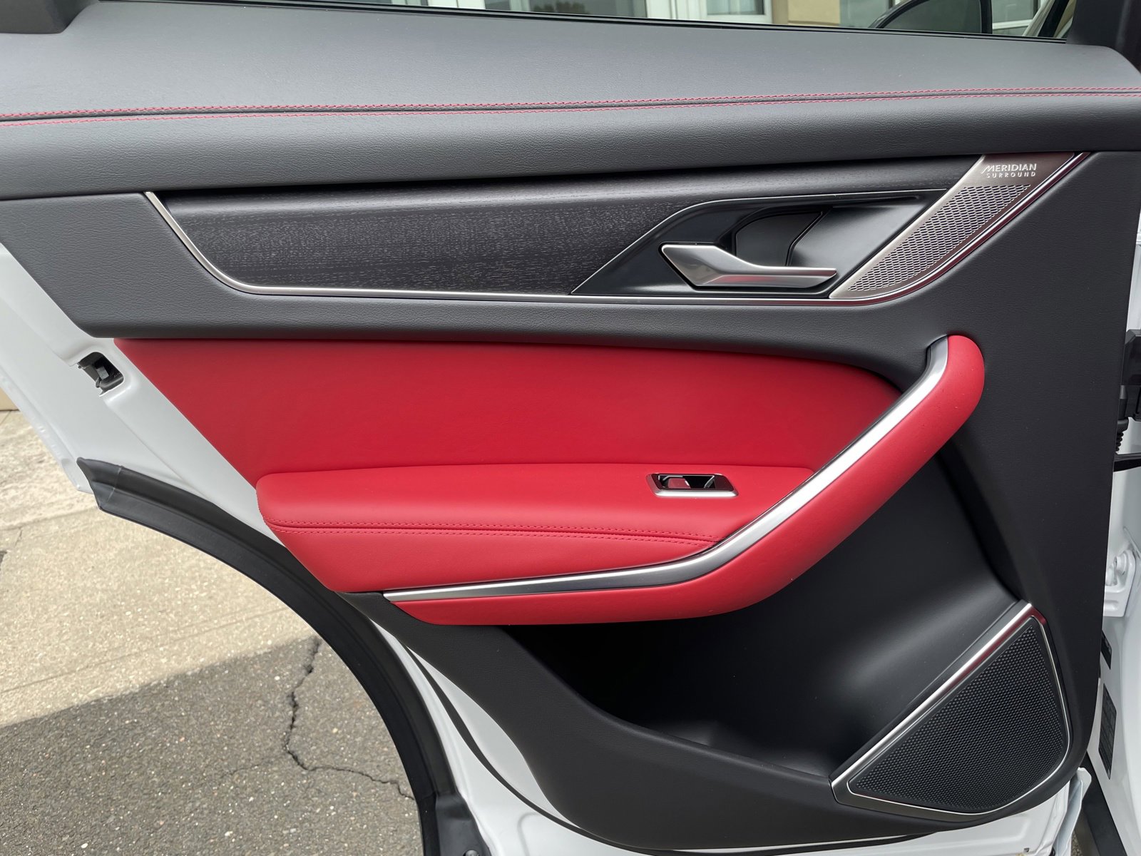 New 2025 Jaguar F-PACE R-Dynamic S image 24