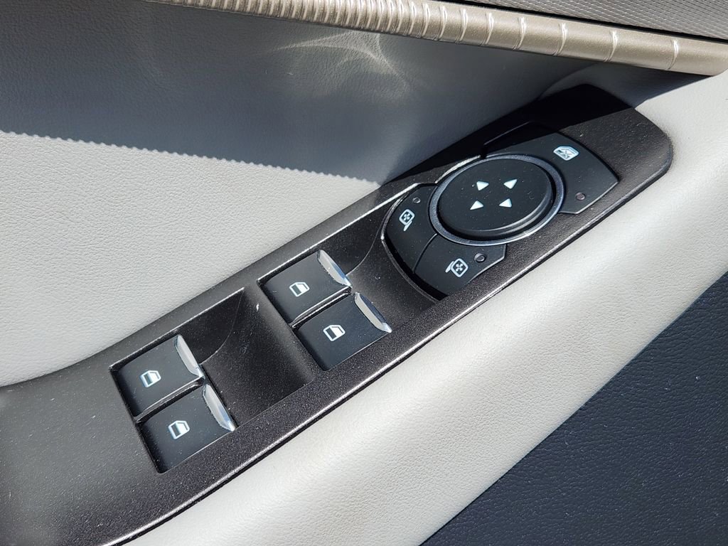 Used 2025 Ford Explorer Active w/ Active Comfort Package image 19