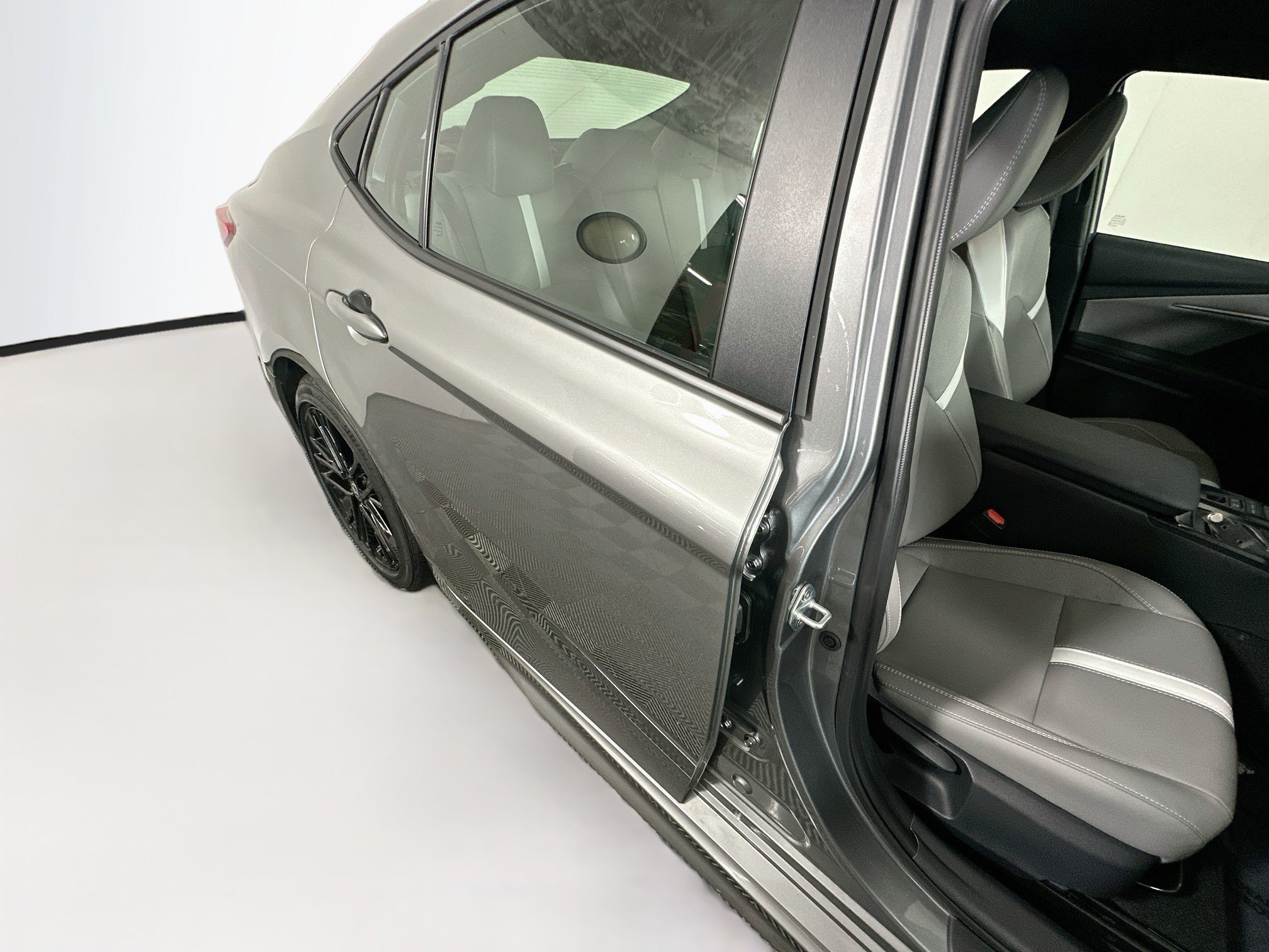 Certified 2026 Toyota Camry SE FWD image 28