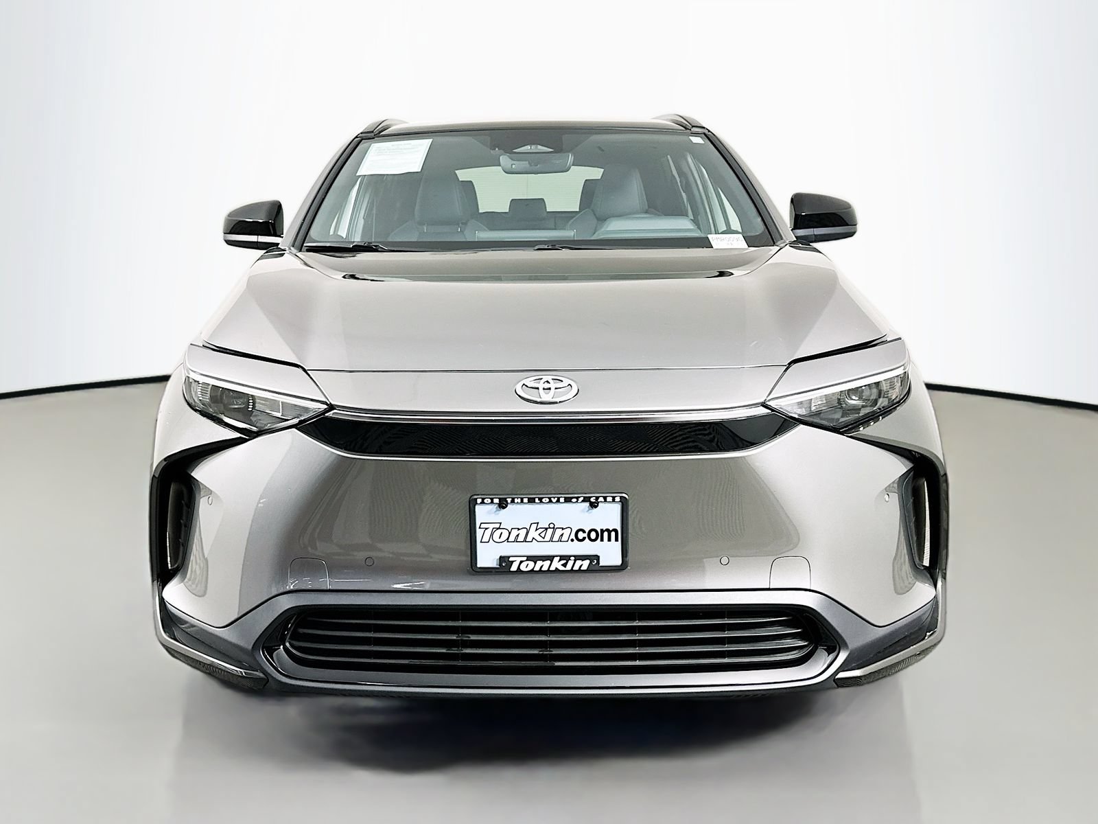 Certified 2023 Toyota bZ4X AWD image 2