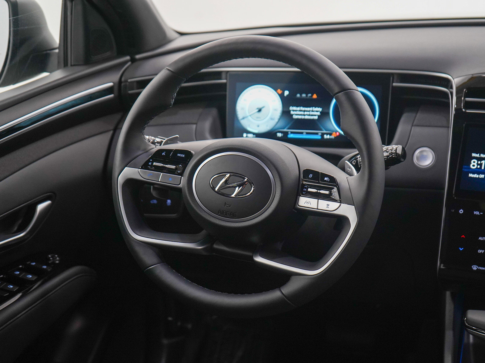 Used 2024 Hyundai Santa Cruz Limited image 13