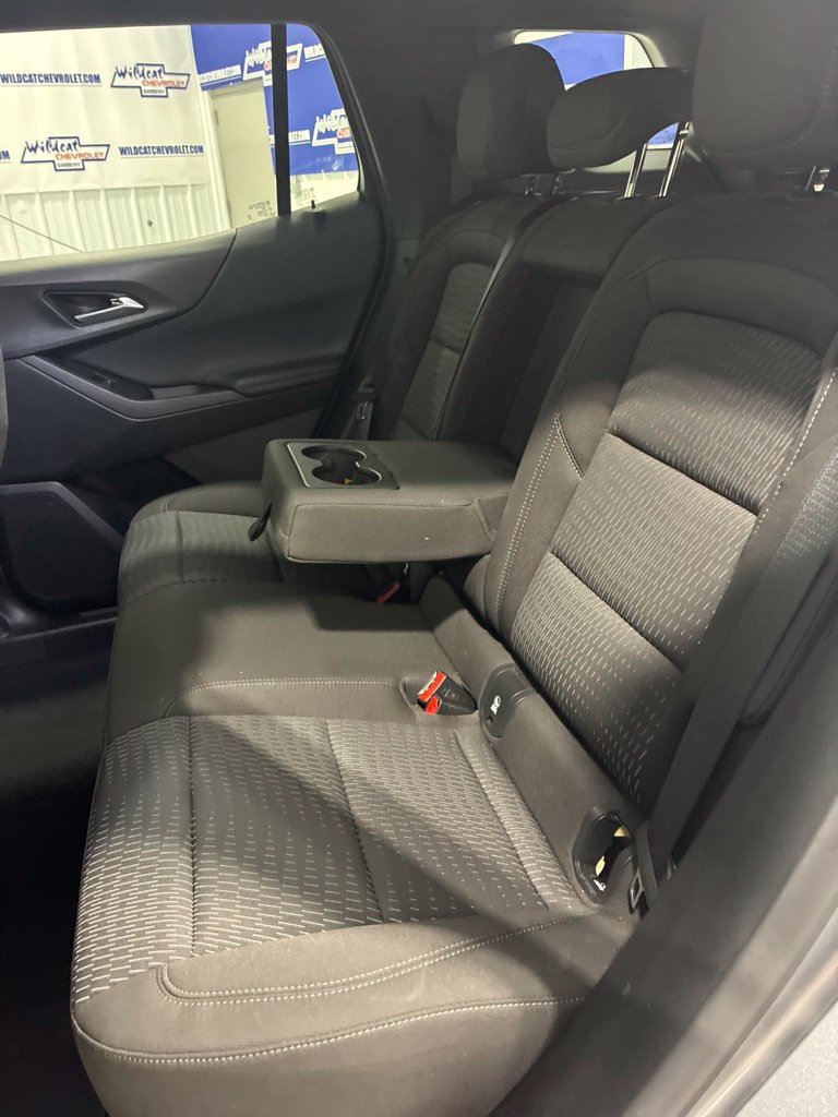 Used 2026 Chevrolet Equinox LT AWD/4WD image 31