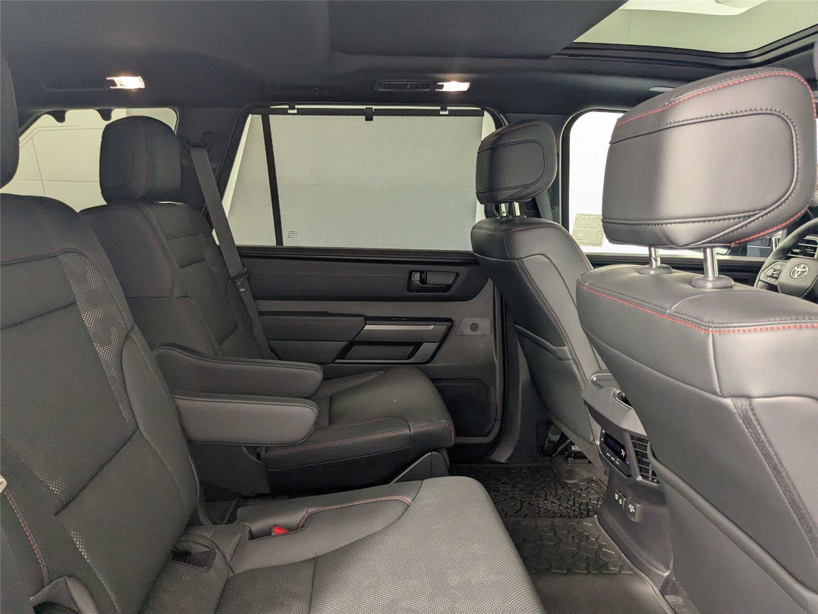 Certified 2026 Toyota Sequoia TRD Pro w/ TRD Performance Package (TMS) AWD/4WD image 32