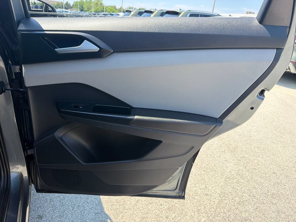 Certified 2022 Volkswagen Taos SE AWD/4WD image 22