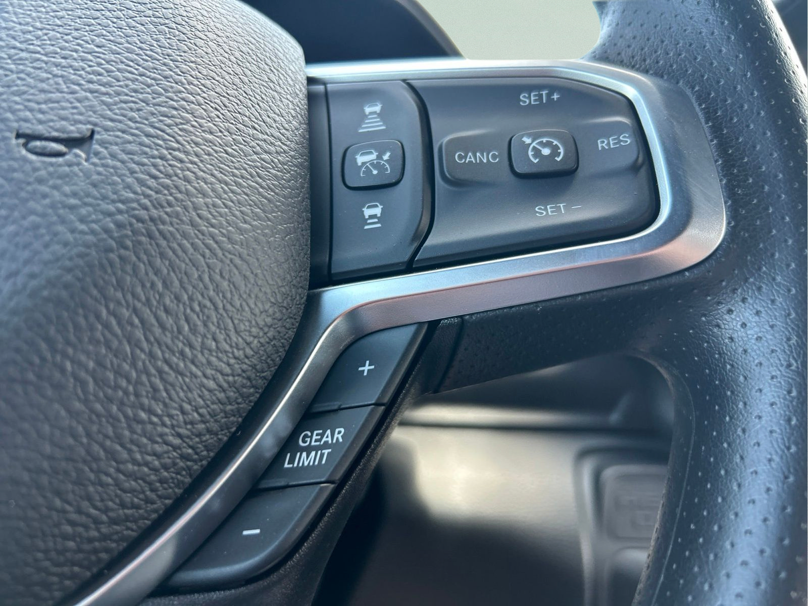 New 2026 RAM 2500 Tradesman AWD/4WD image 15