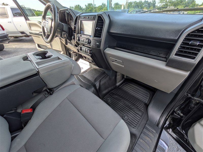 Used 2022 Ford F250 XL w/ STX Appearance Package image 23