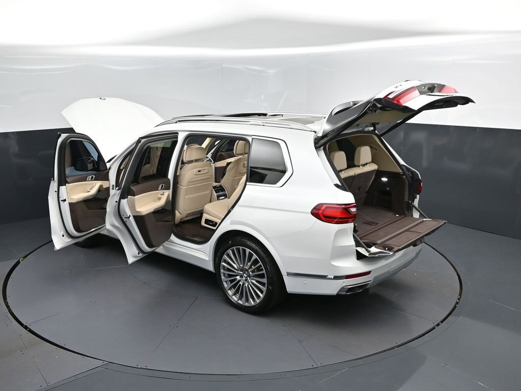Used 2019 BMW X7 xDrive40i w/ Premium Package image 3