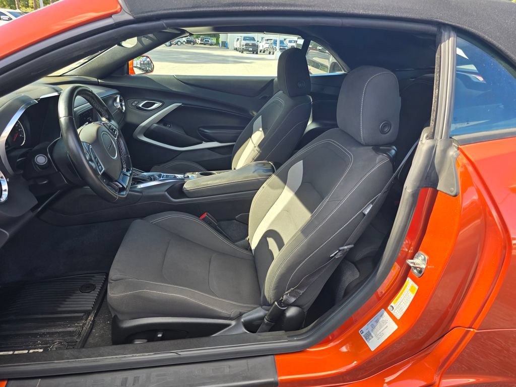 Certified 2023 Chevrolet Camaro LT RWD image 9