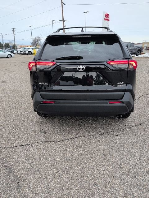 New 2025 Toyota RAV4 XLE image 7