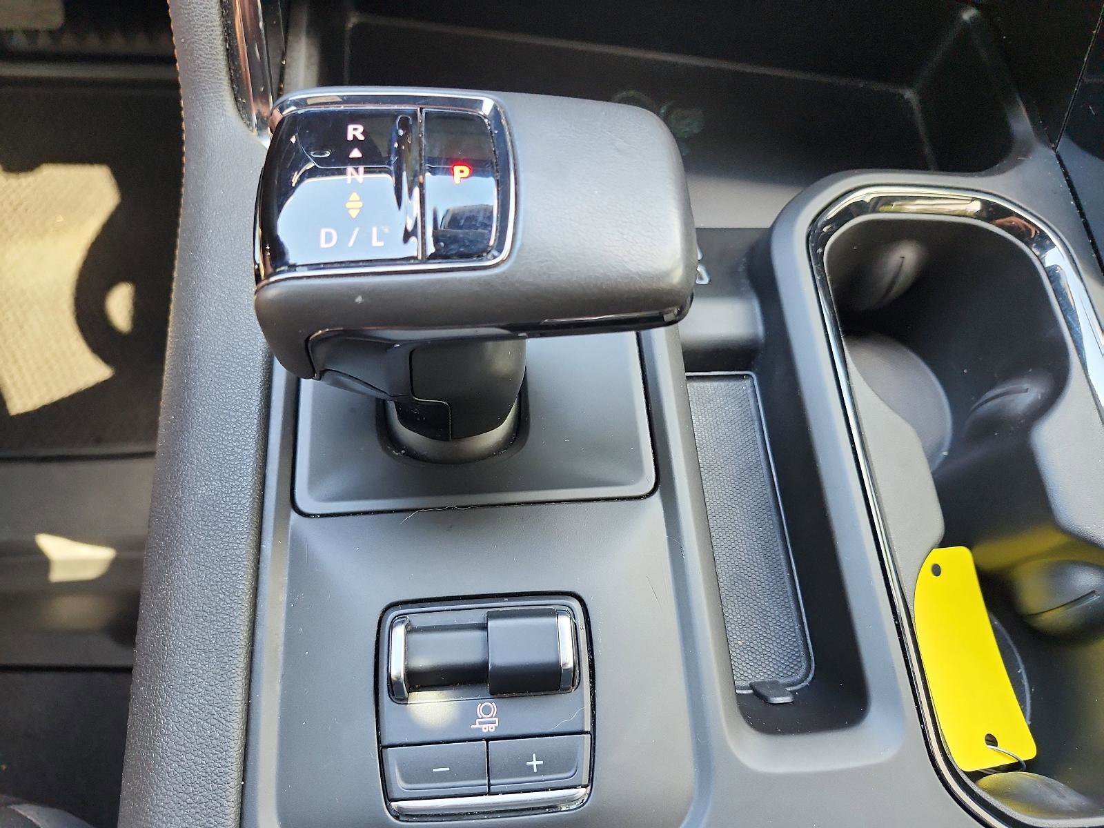 Used 2022 GMC Sierra 1500 AT4 w/ AT4 Premium Package image 23