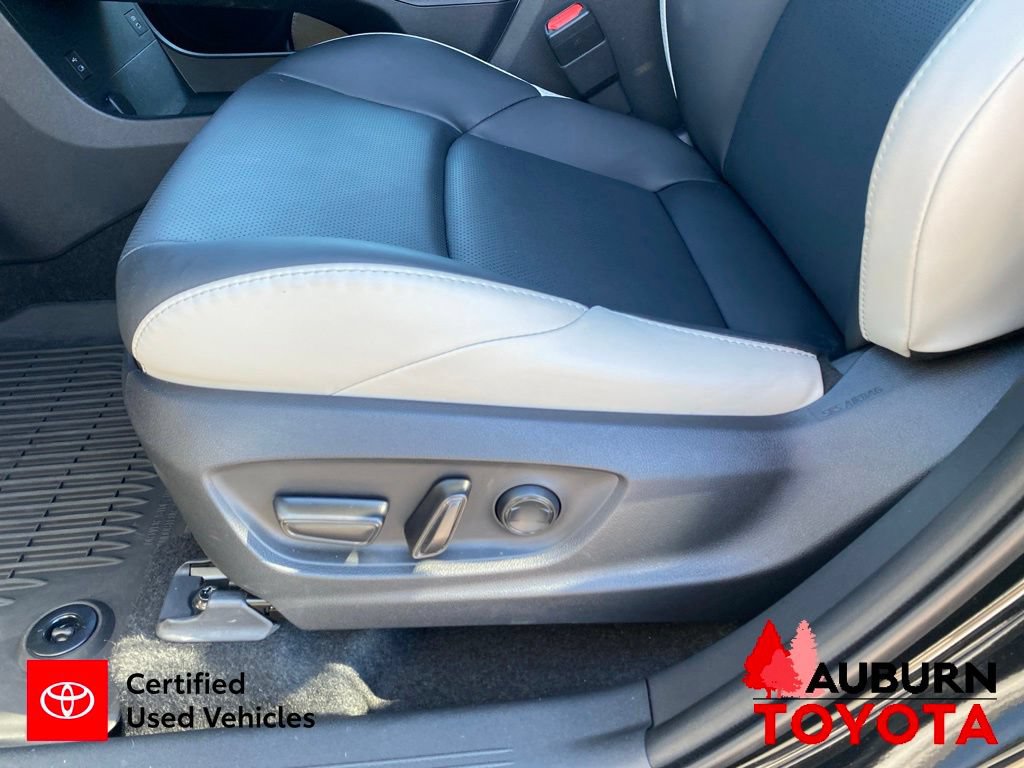 Used 2026 Toyota bZ AWD/4WD image 35