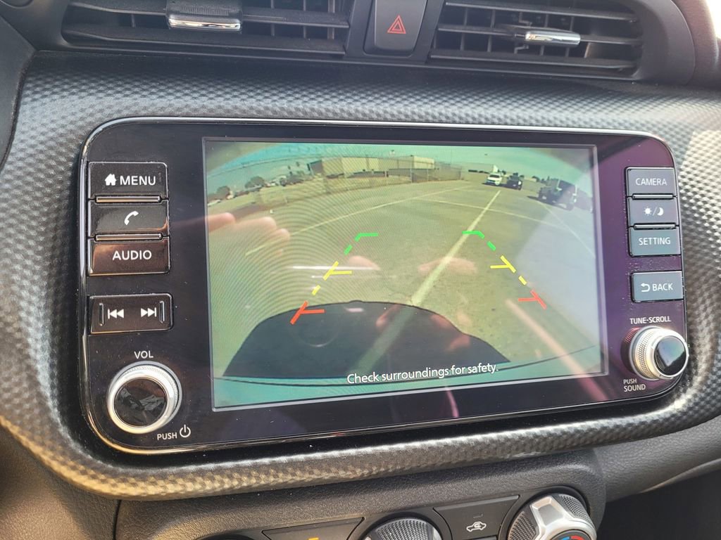 Used 2024 Nissan Kicks SV FWD image 18