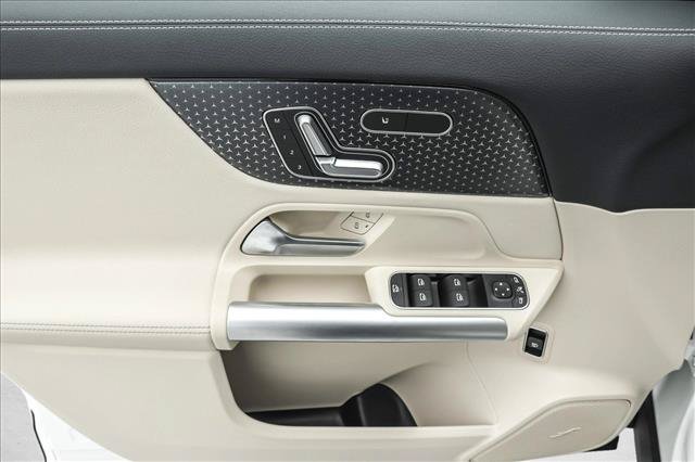 New 2026 Mercedes-Benz GLA 250 4MATIC image 14