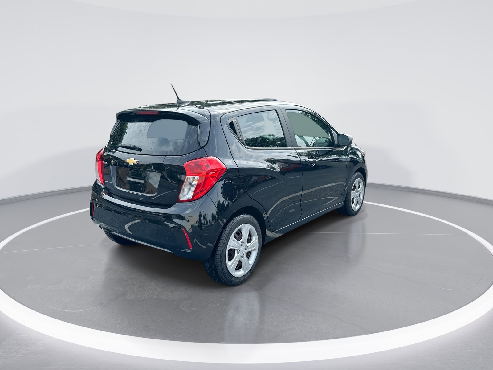 Used 2022 Chevrolet Spark LS FWD image 9