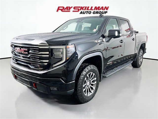 Used 2022 GMC Sierra 1500 AT4 w/ AT4 Premium Package image 3