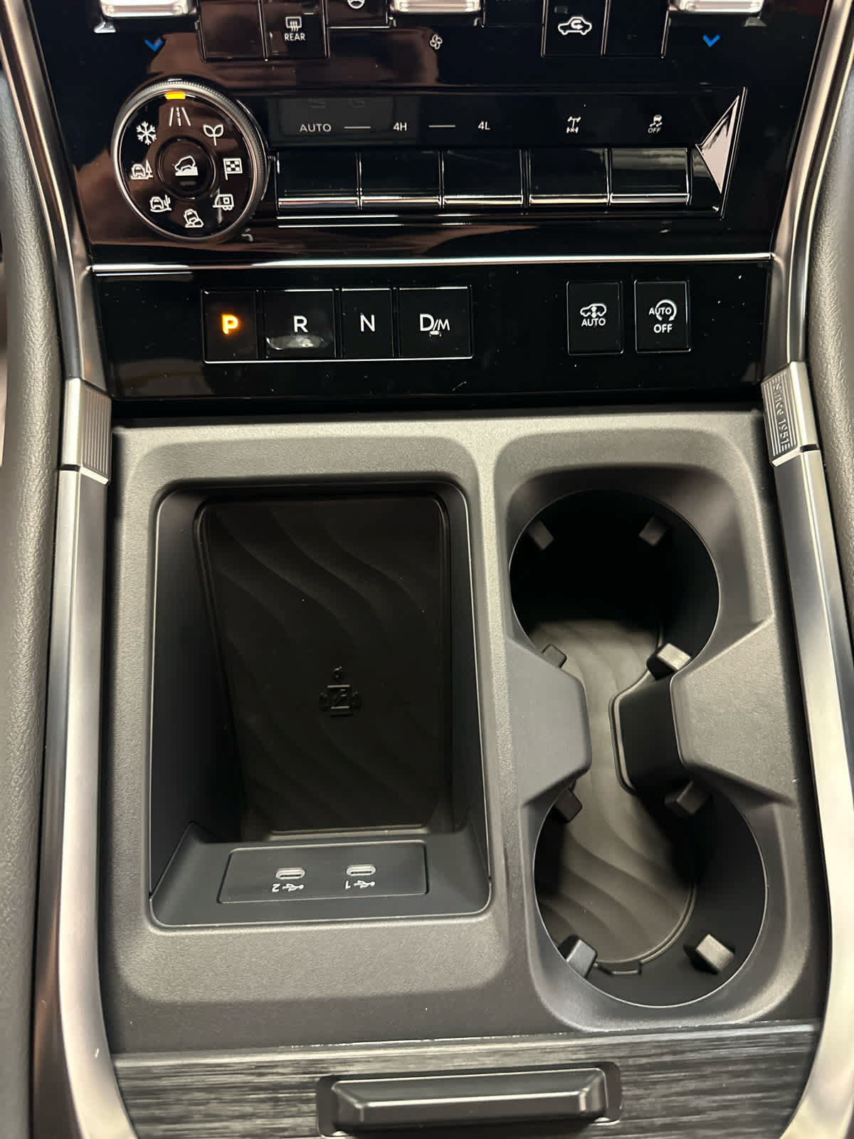 New 2025 Nissan Armada PRO-4X AWD/4WD image 17