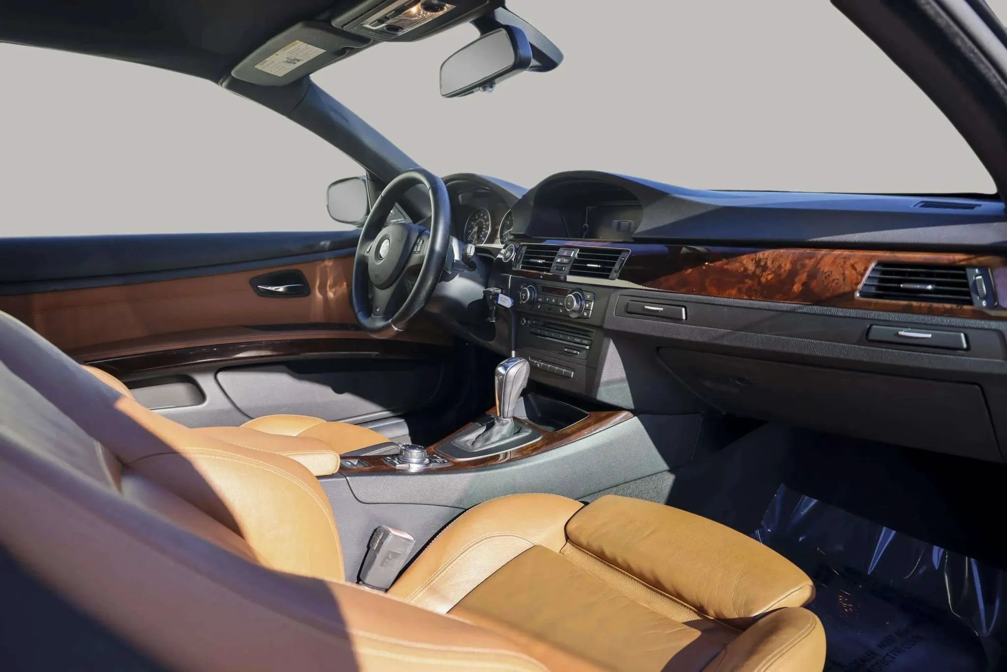 Used 2012 BMW 335i Convertible RWD image 25