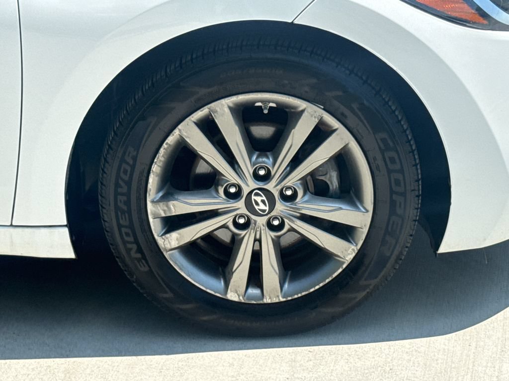 Used 2017 Hyundai Elantra Value Edition w/ Cargo Package FWD image 11