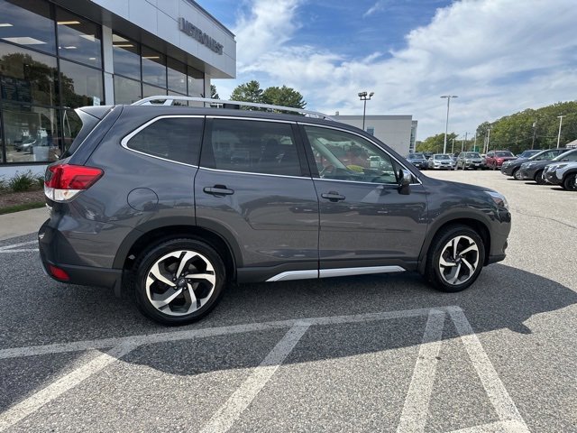 Used 2022 Subaru Forester Touring image 10