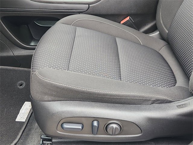 Used 2023 GMC Acadia SLE w/ Driver Convenience Package image 23