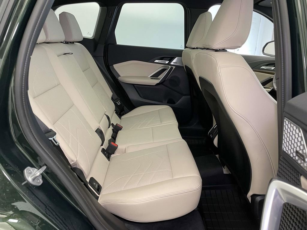 Used 2025 BMW X1 xDrive28i w/ Technology Package image 22