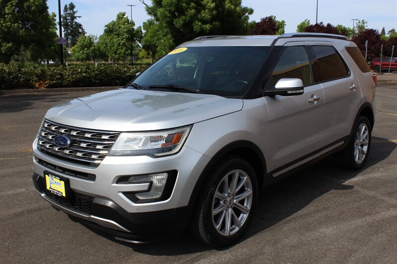 Used 2016 Ford Explorer Limited AWD/4WD image 2