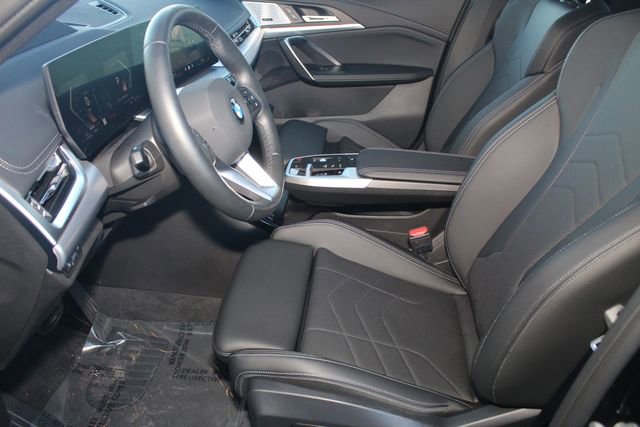 Used 2025 BMW X1 xDrive28i w/ Technology Package image 20