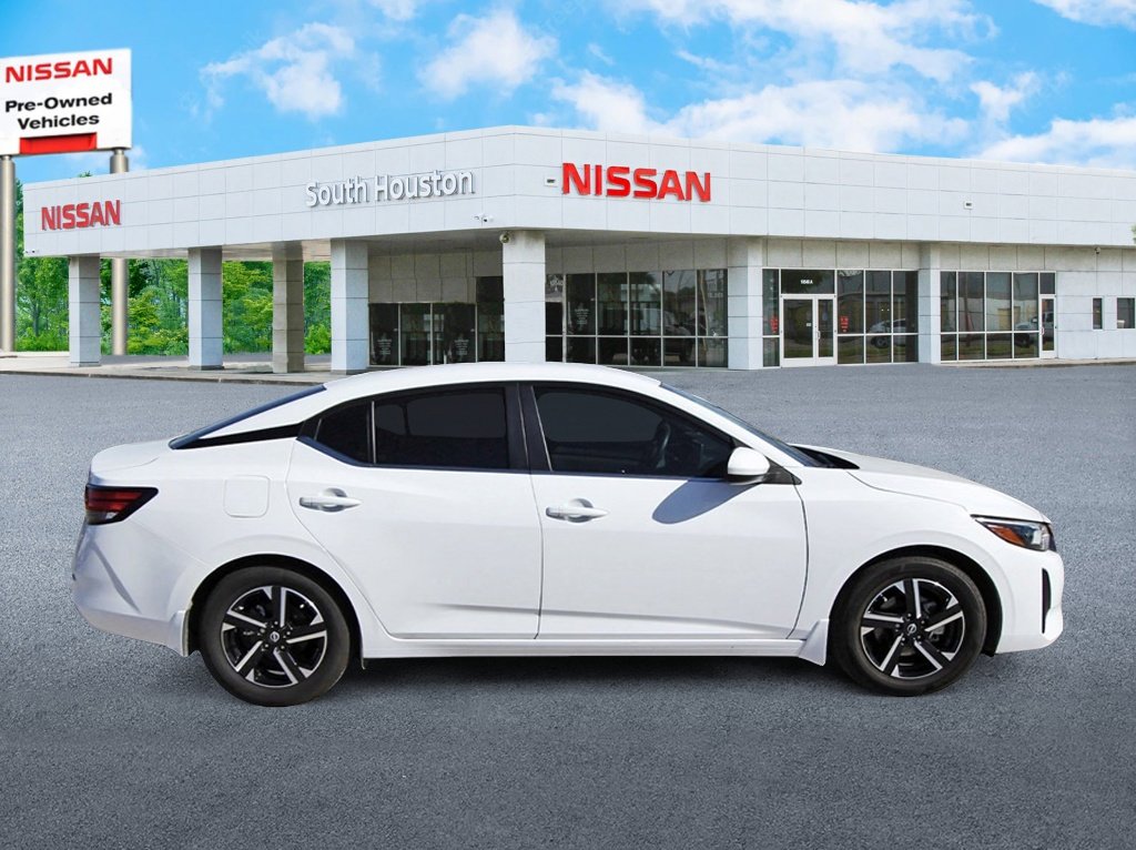 Used 2025 Nissan Sentra SV w/ All-Weather Package image 5