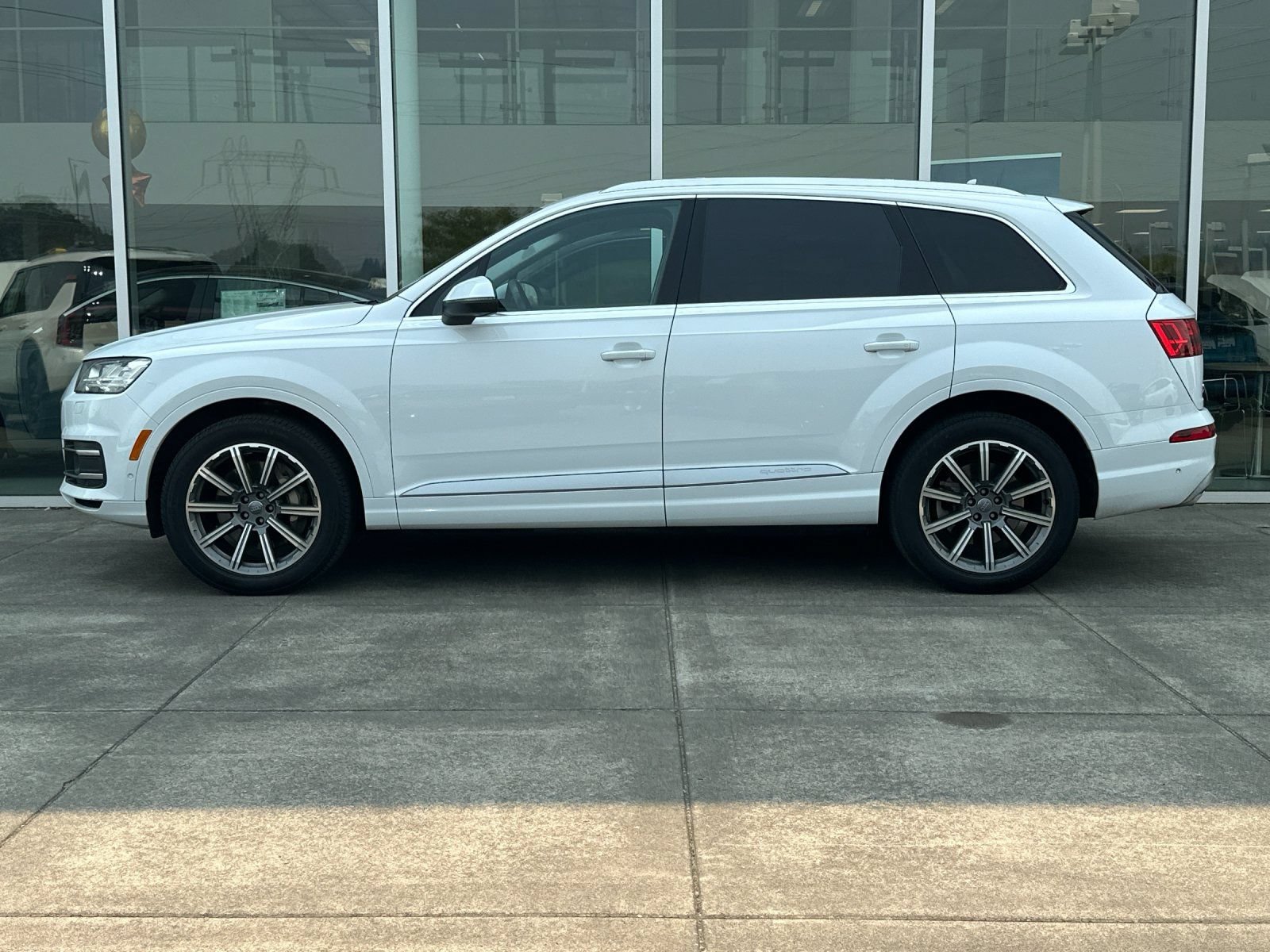 Used 2019 Audi Q7 3.0T Prestige w/ Prestige Package AWD/4WD image 6