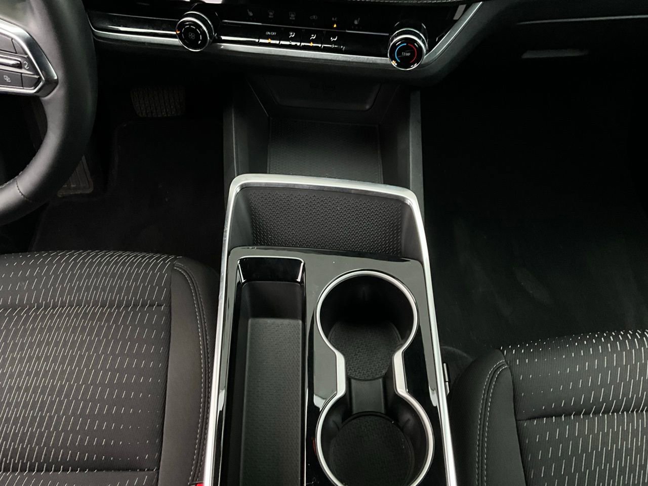 Used 2025 Chevrolet Equinox LT image 14