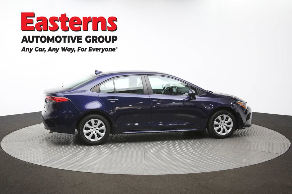 Used 2022 Toyota Corolla LE image 43