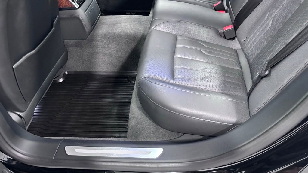 Used 2019 Audi A8 L 3.0T w/ Executive Package image 20