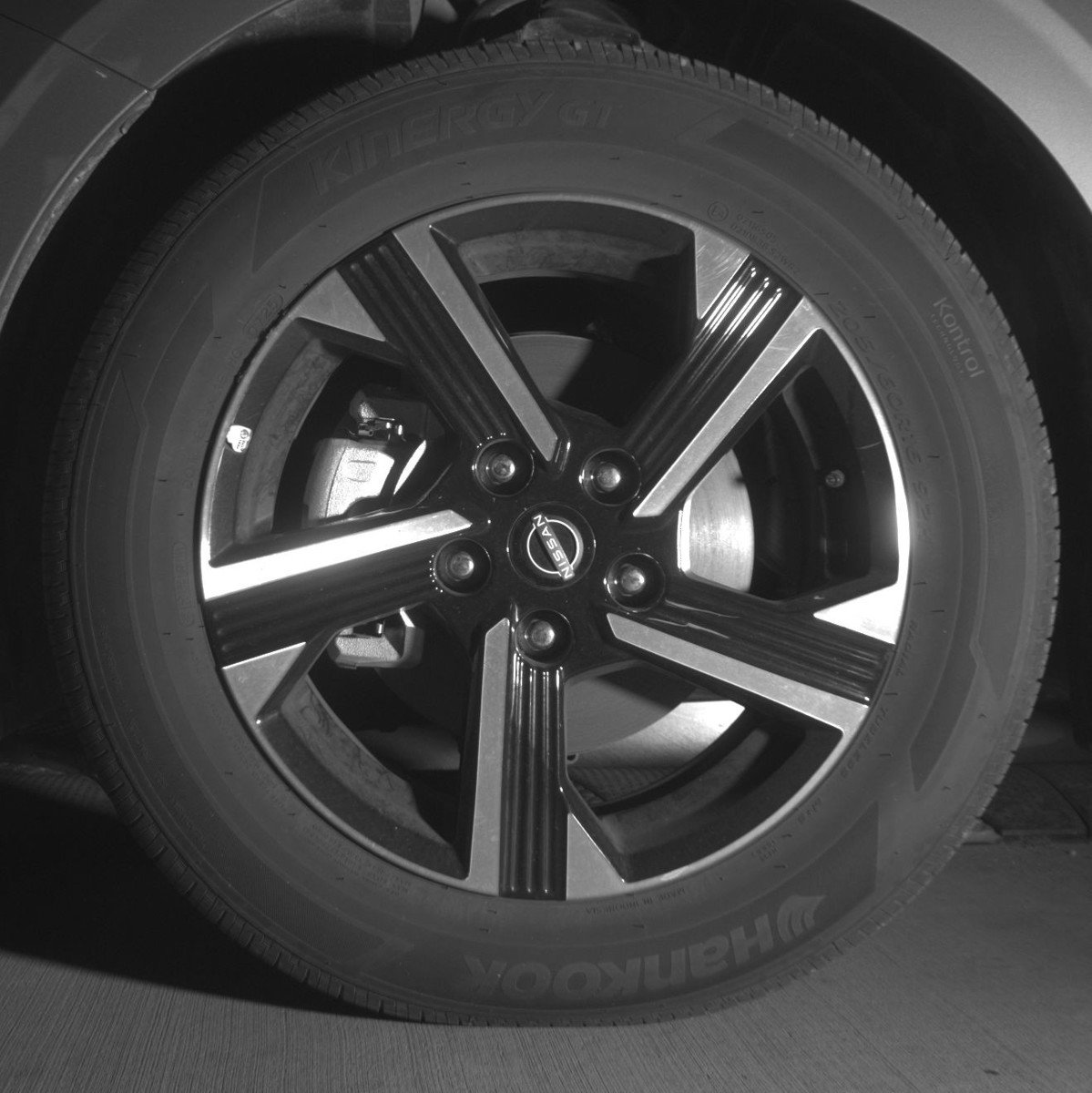 Used 2025 Nissan Sentra SV image 12